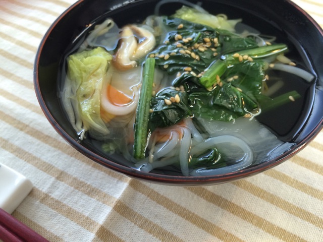 たっぷり野菜の糸コンニャクスープの写真