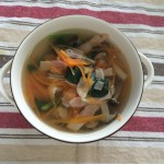 ほうれん草のコンソメ生姜スープ